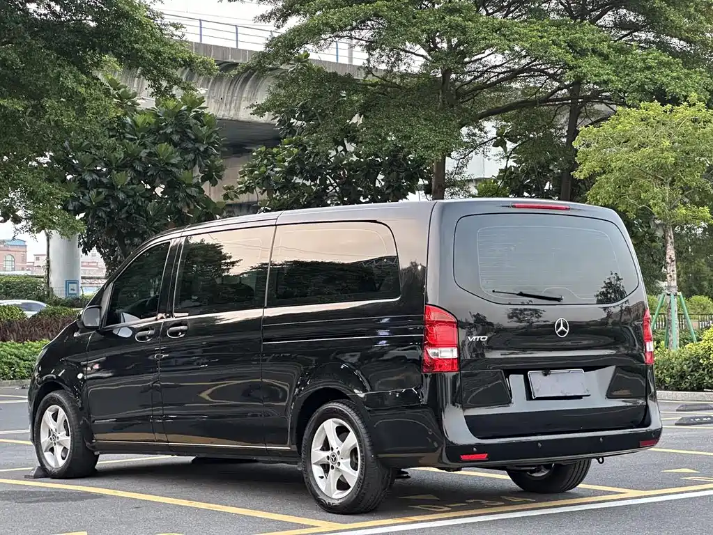 Mercedes-Benz Vito — миниатюра 6