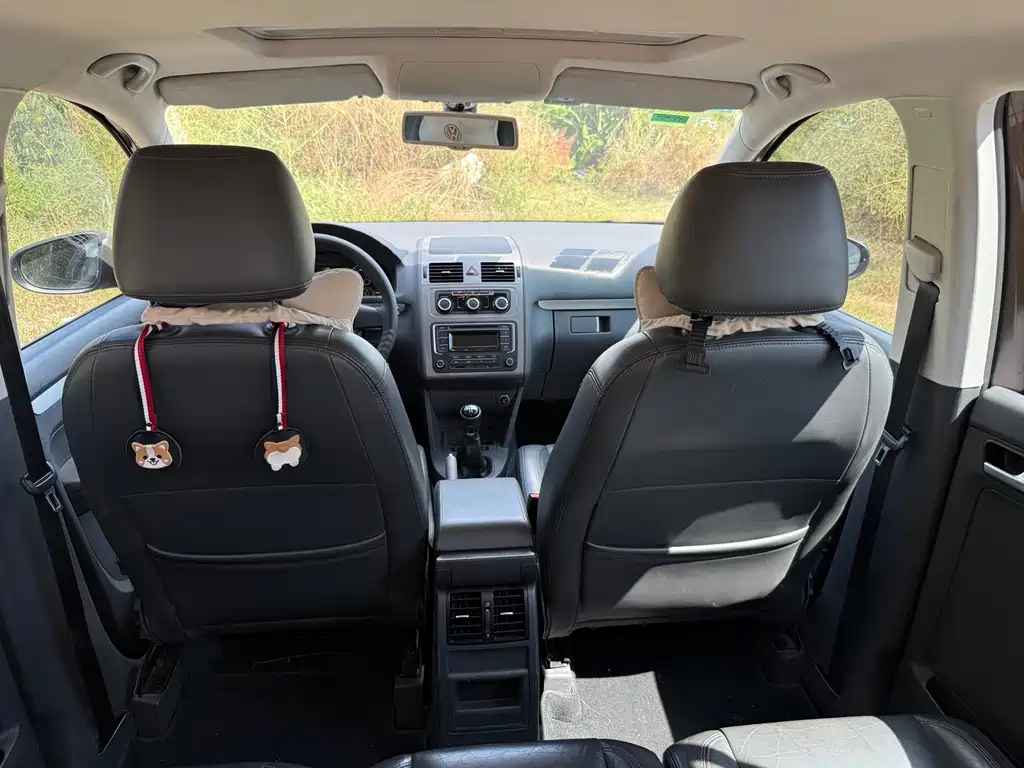 Volkswagen Touran — миниатюра 17