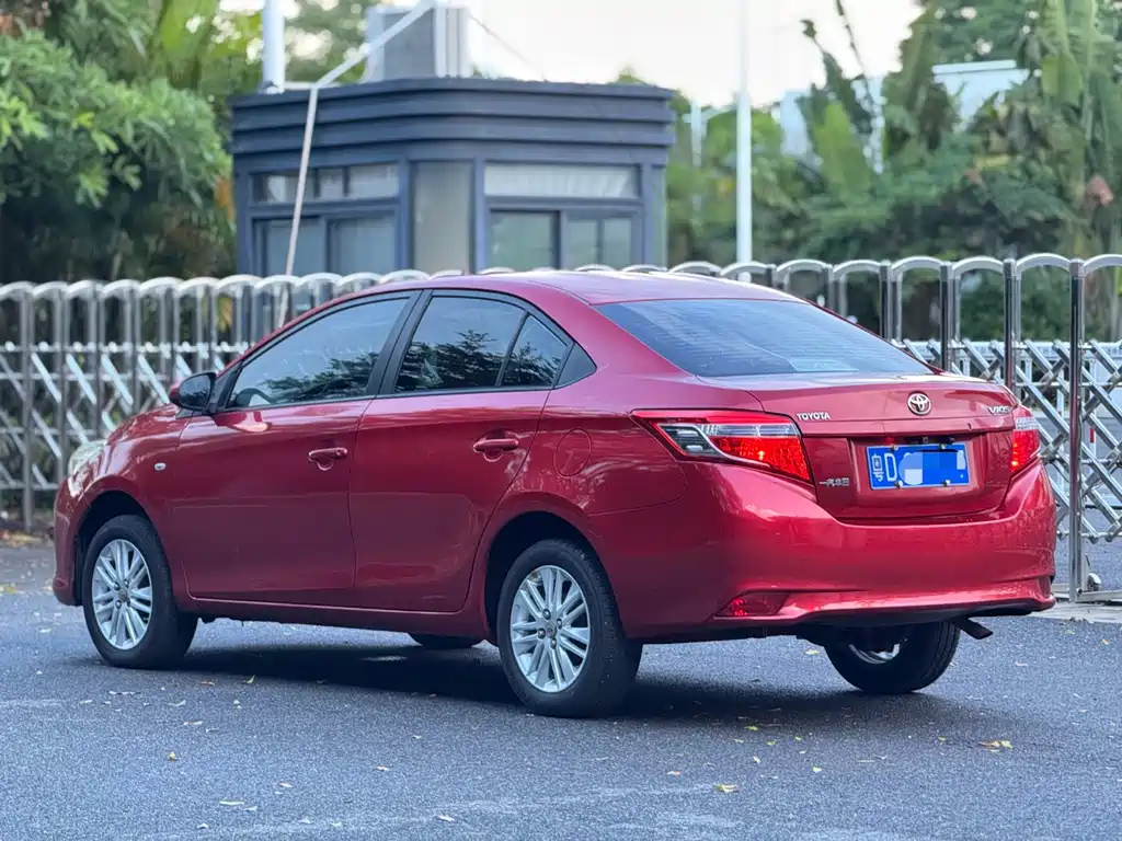Toyota Vios — миниатюра 9