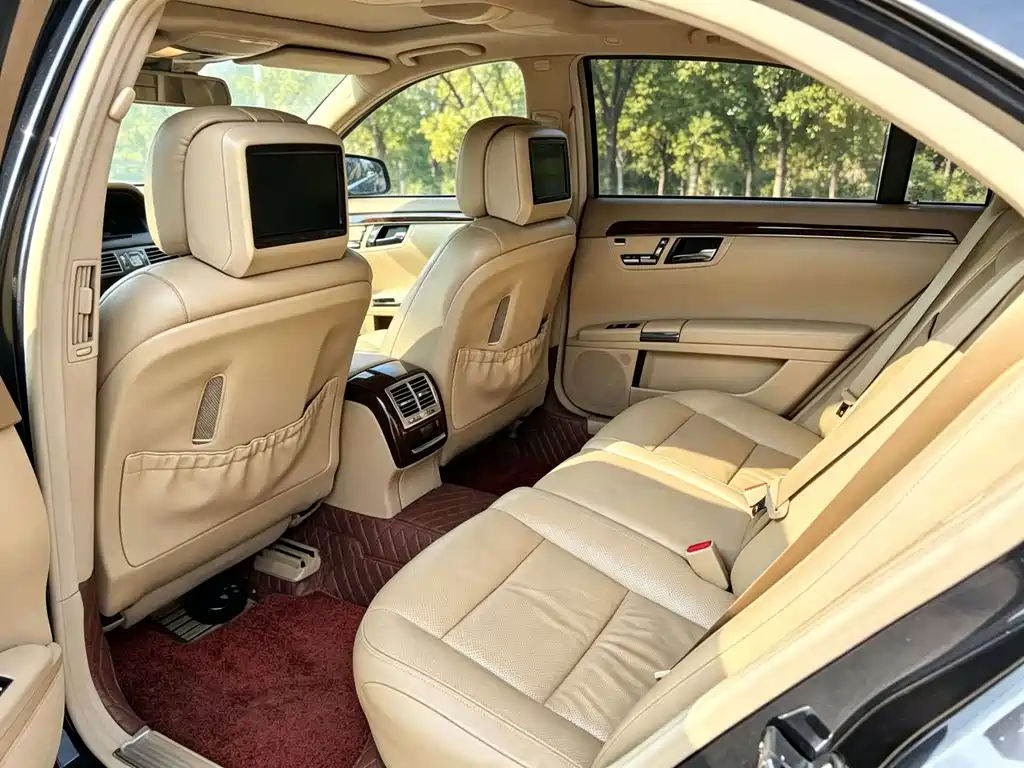 Mercedes-Benz S-Class — миниатюра 9