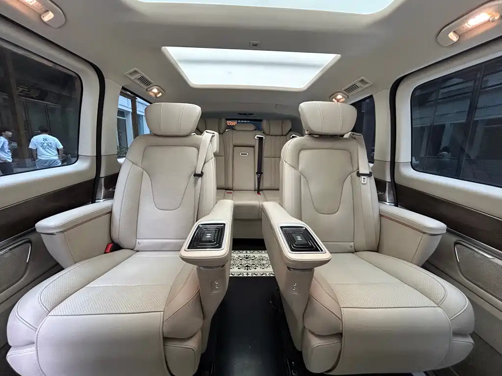 MERCEDES-BENZ V CLASS