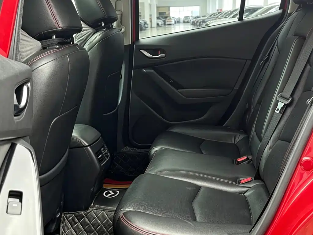 Mazda 3 Axela — миниатюра 9