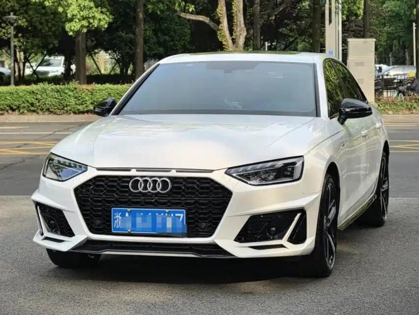Audi A4L 2024