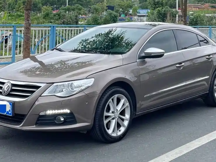 Volkswagen CC 2011