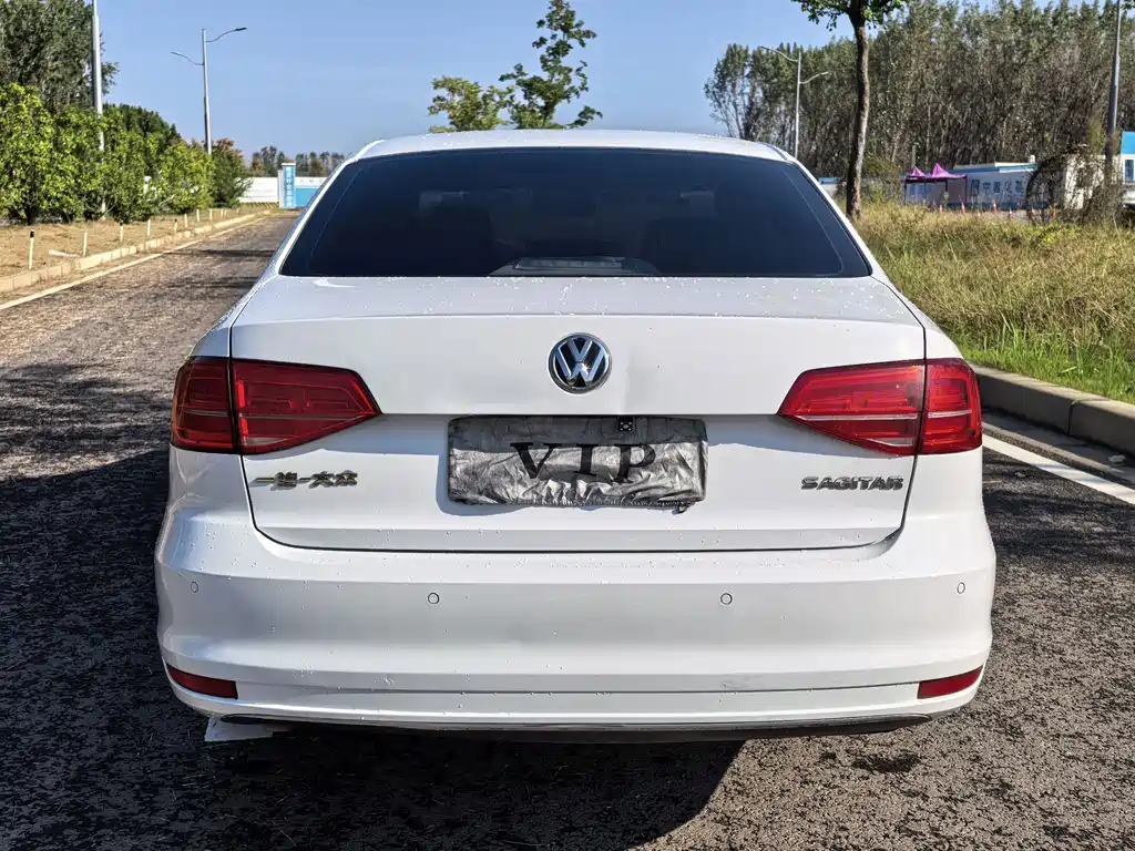 Volkswagen Sagitar — миниатюра 18