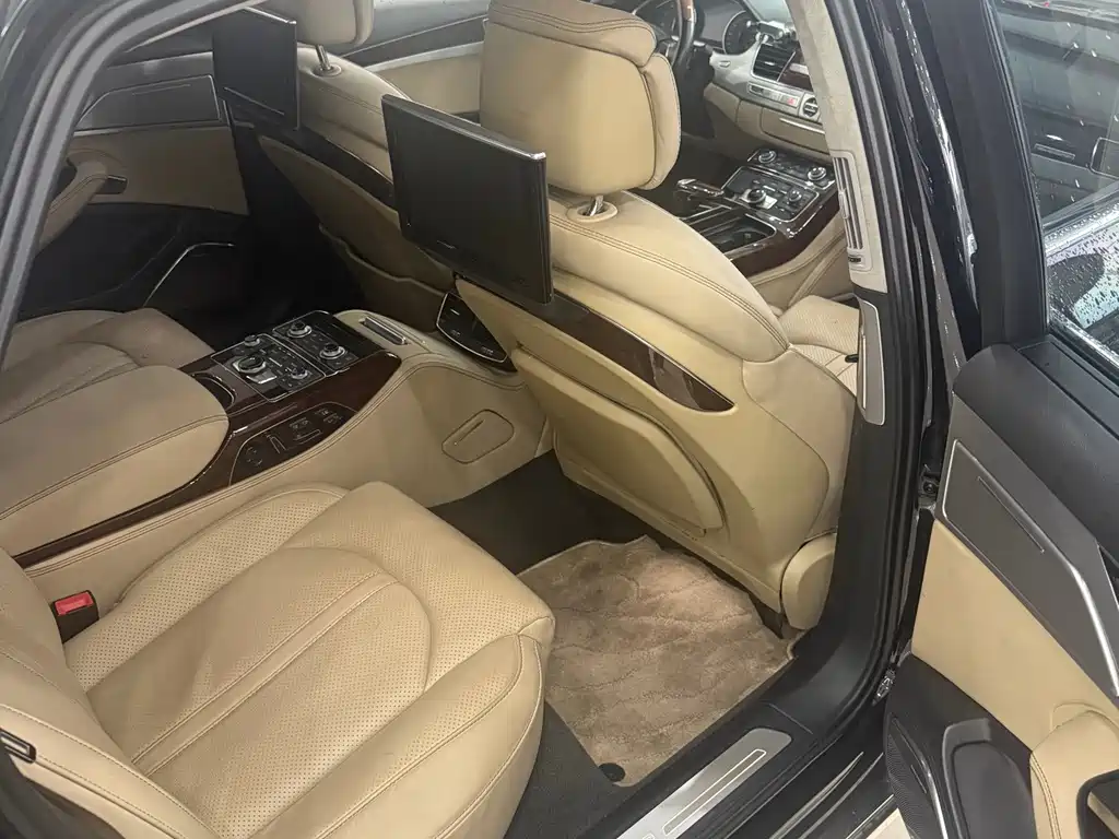 Audi A8 — миниатюра 19