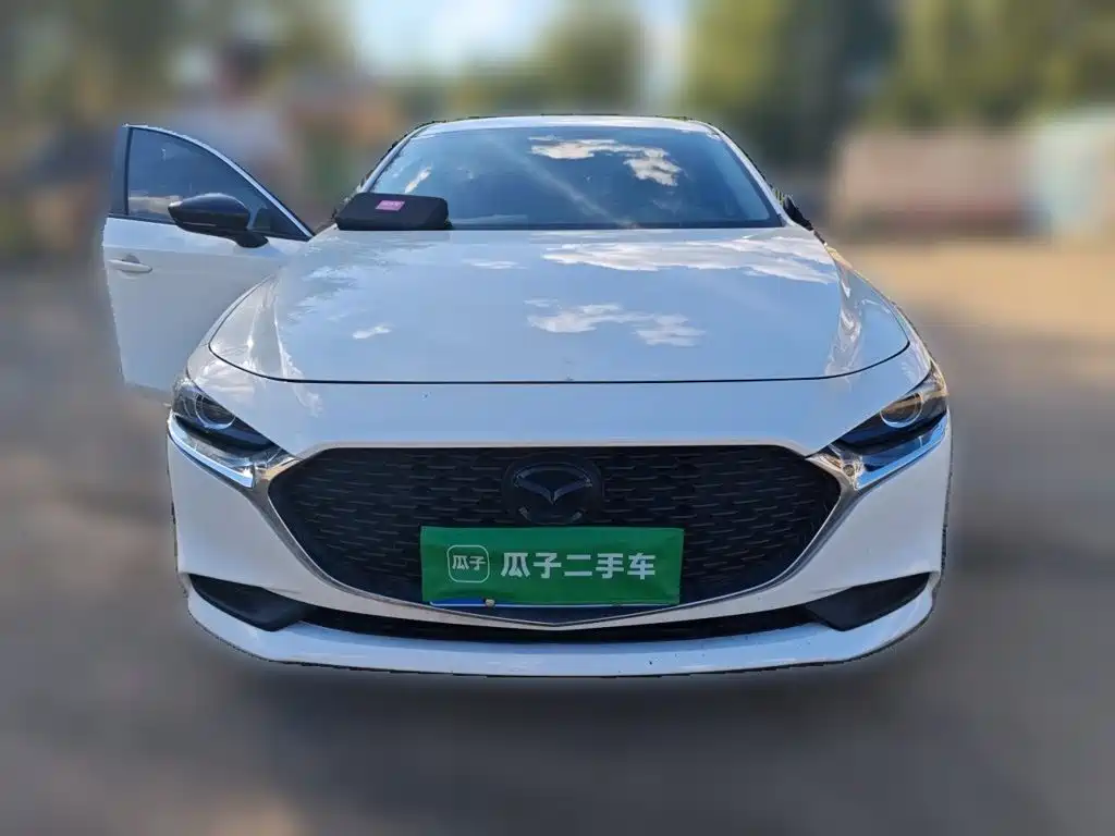 Mazda 3 Axela — миниатюра 2