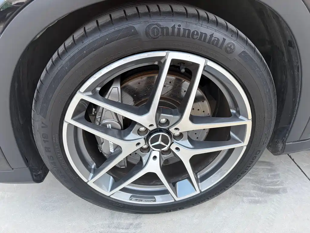 Mercedes-Benz GLA AMG — миниатюра 13