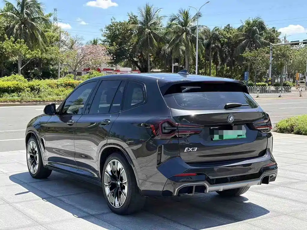BMW iX3 — миниатюра 5