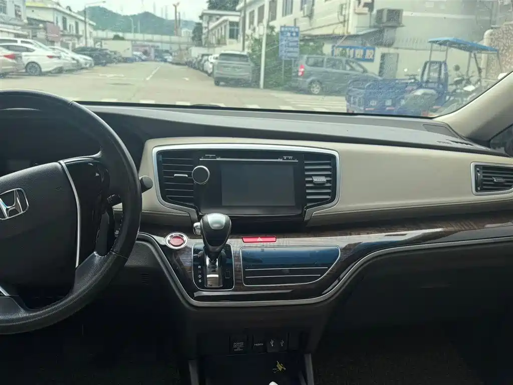 Honda Odyssey 2015 2.4L Luxury