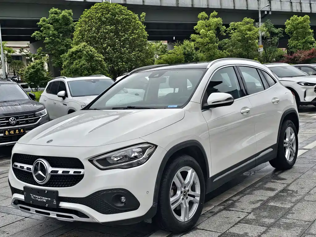Купить Mercedes-Benz GLA
