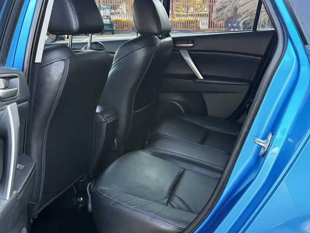 Mazda 3 Xingcheng — миниатюра 9
