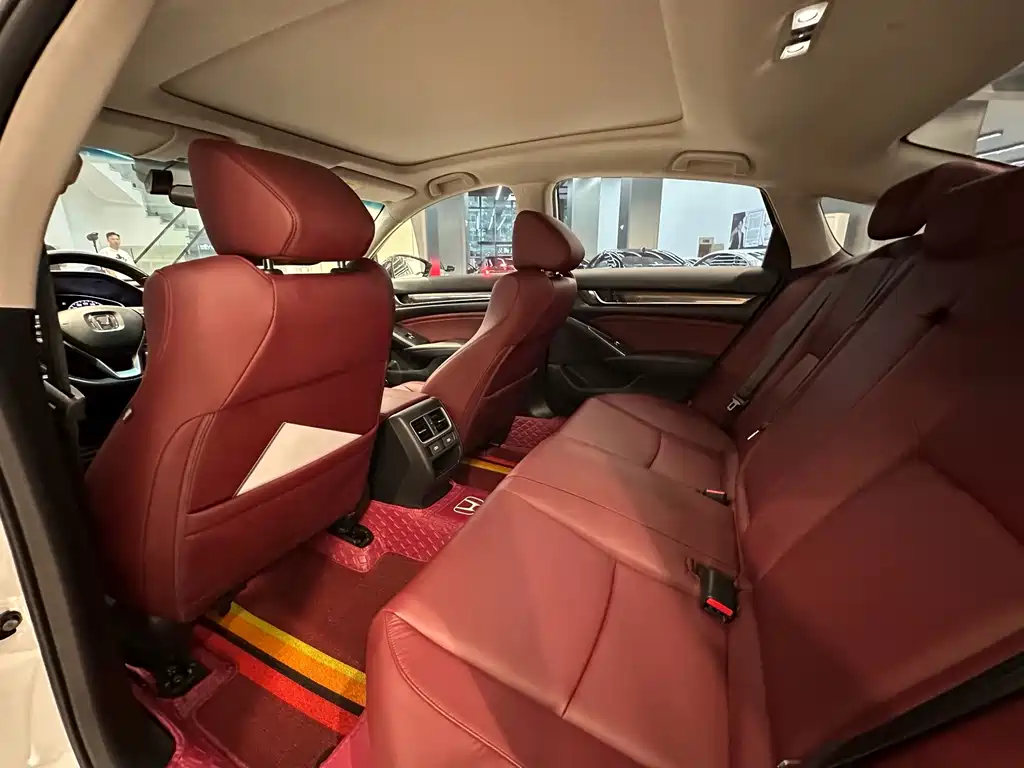 Honda Accord — миниатюра 4