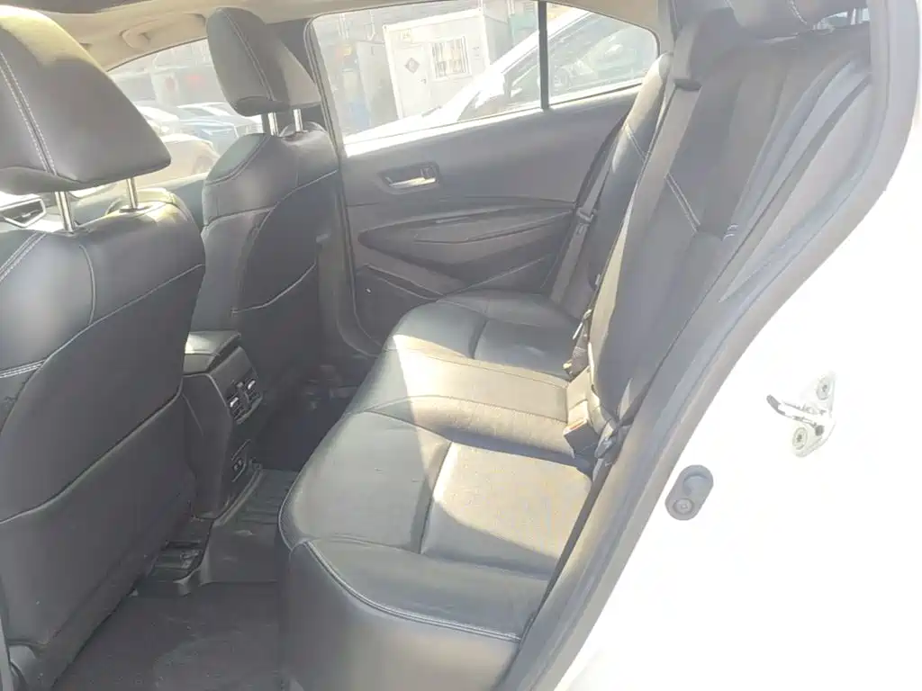 Toyota Corolla — миниатюра 17