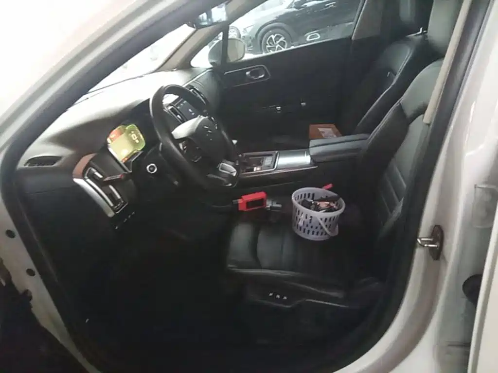 Citroen C6 — миниатюра 15