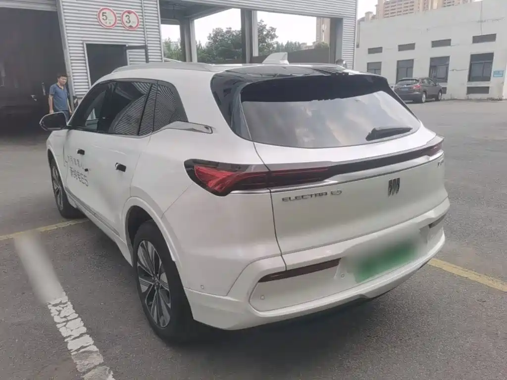 Buick E5 2025 620KM Premium
