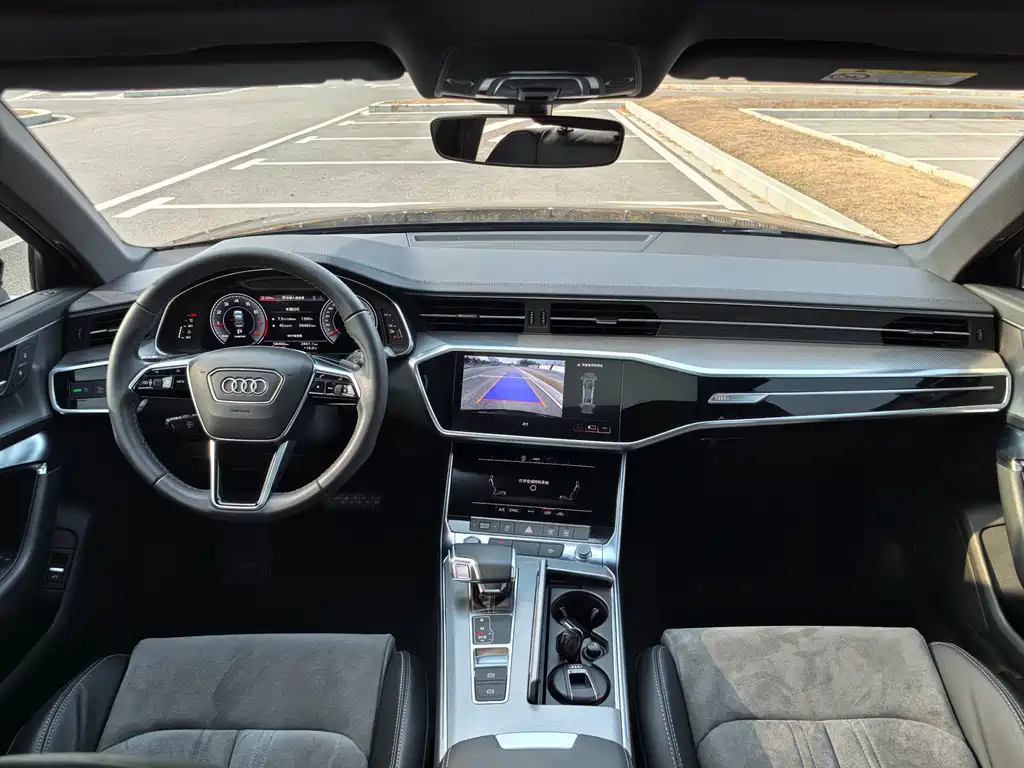 Audi A6L 2021 40 TFSI Luxury