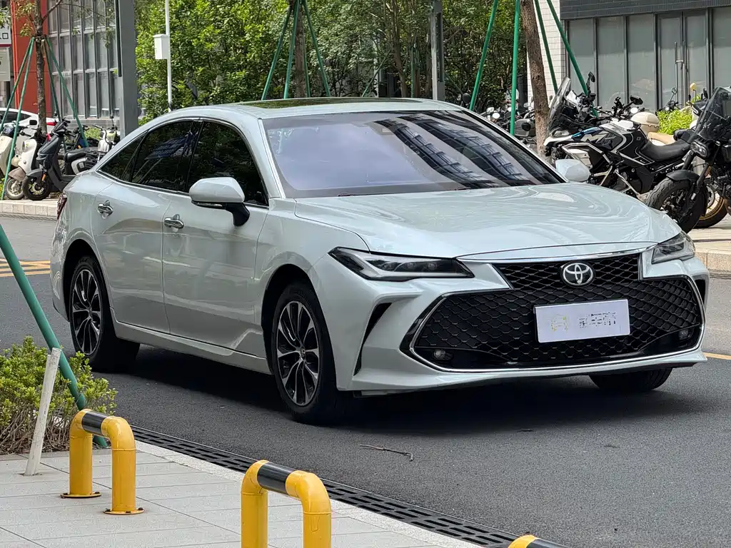 Toyota Avalon 2022