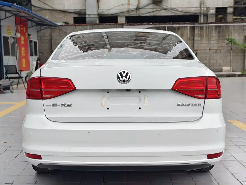 Volkswagen Sagitar — миниатюра 15