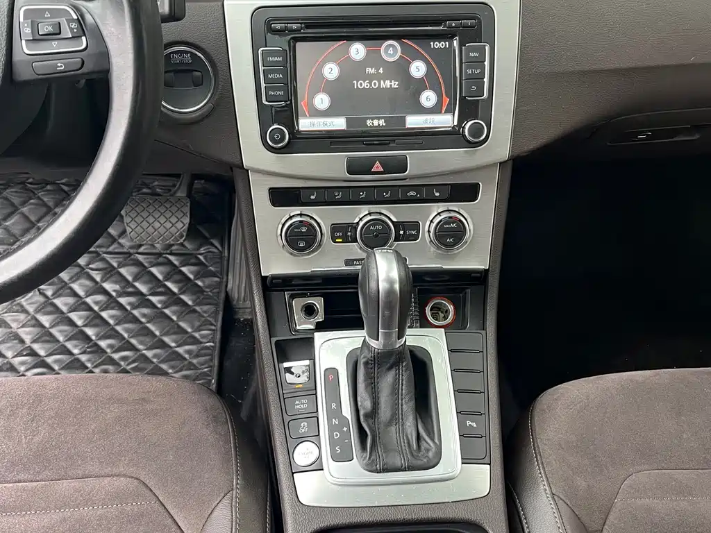 Volkswagen Magotan (Import) — миниатюра 9