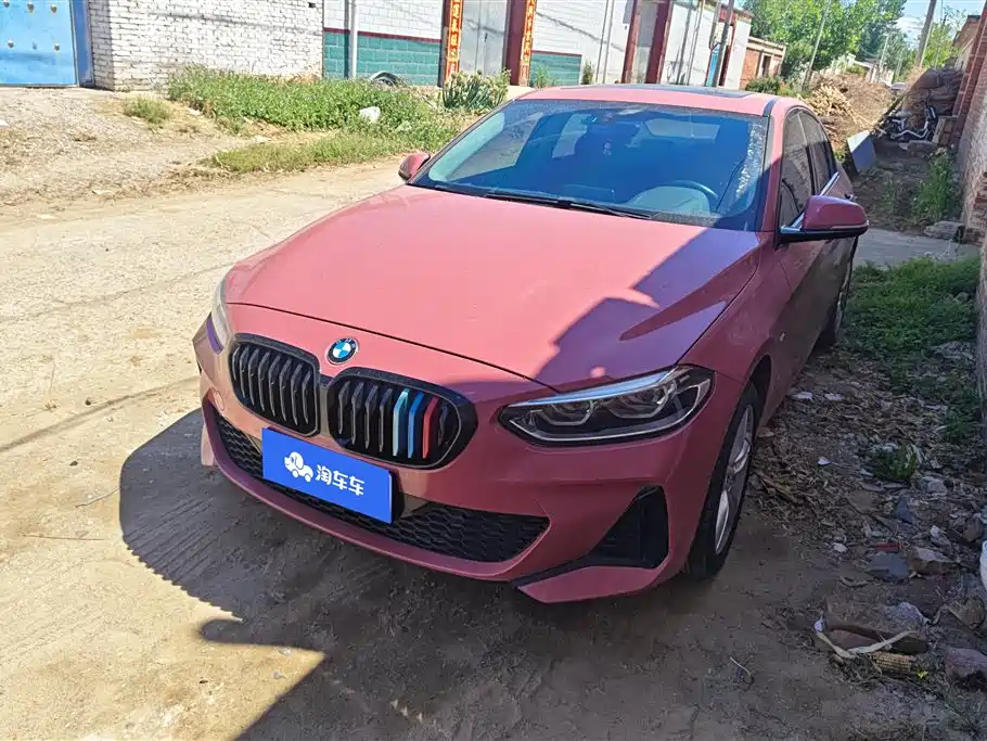 BMW 1 Series 2021
