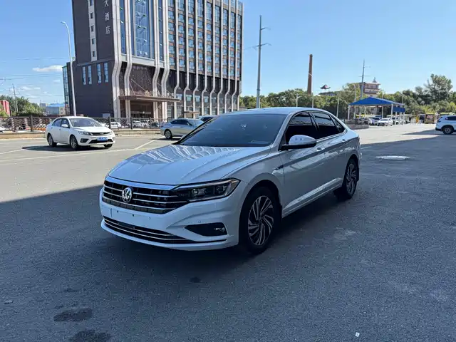 VOLKSWAGEN SAGITAR 2021