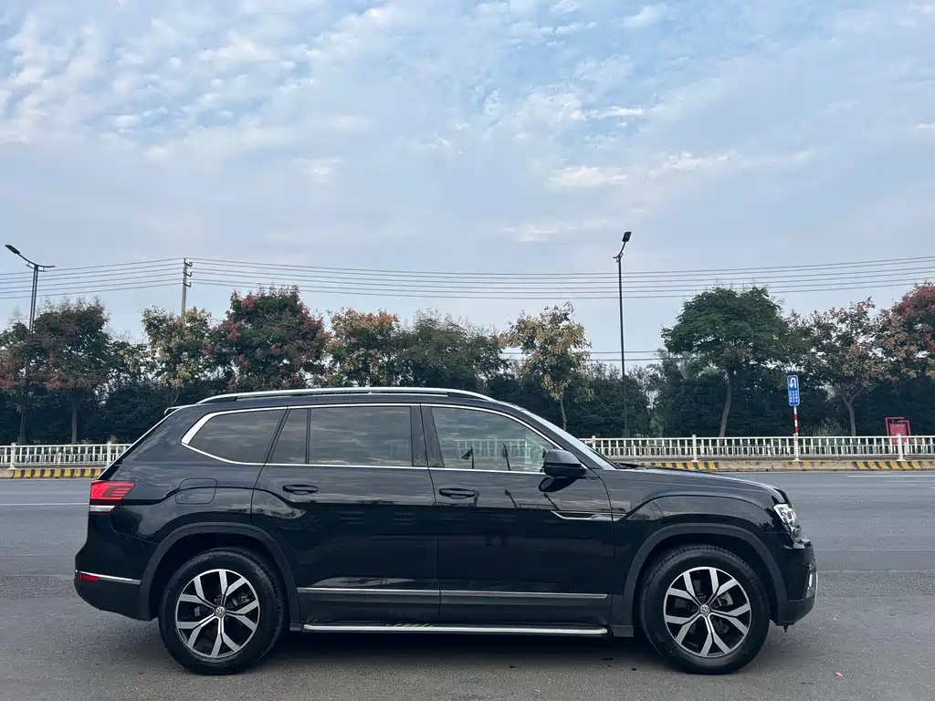 Volkswagen Teramont — миниатюра 6