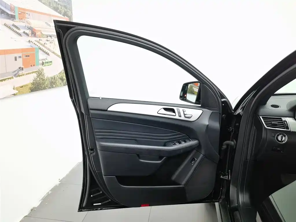 Mercedes-Benz GLE 2018 GLE 320 4MATIC SUV