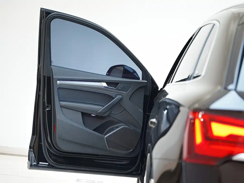 Audi Q5L 2022 40T Luxury