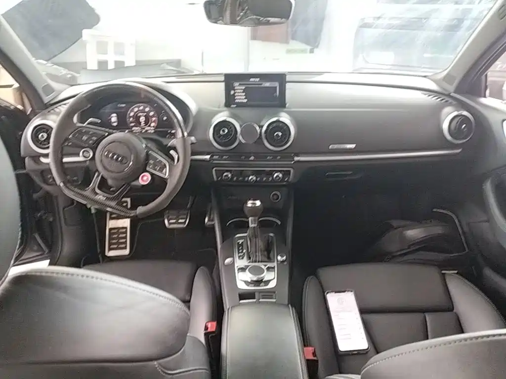 Audi RS 3 — миниатюра 10