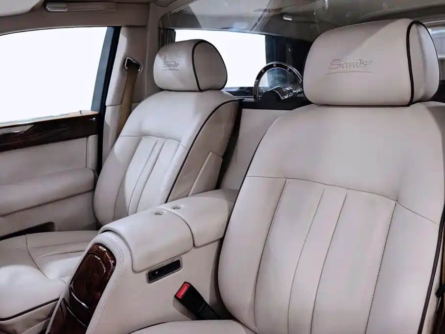 Rolls-Royce Phantom — миниатюра 9