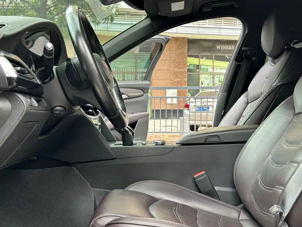 Cadillac CT6 — миниатюра 7