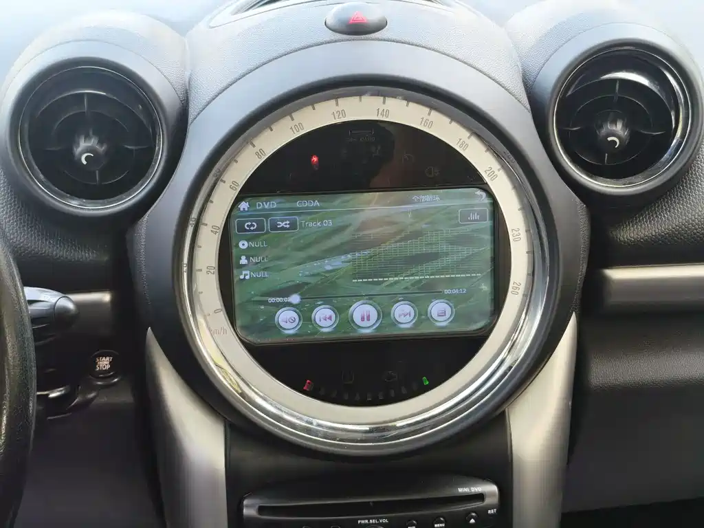 MINI Mini Countryman — миниатюра 8