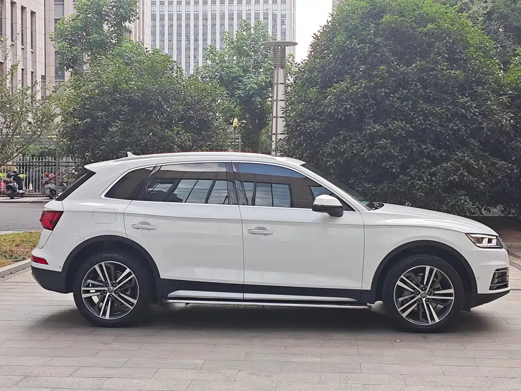 Audi Q5L 2020 45 TFSI Premium Fashion