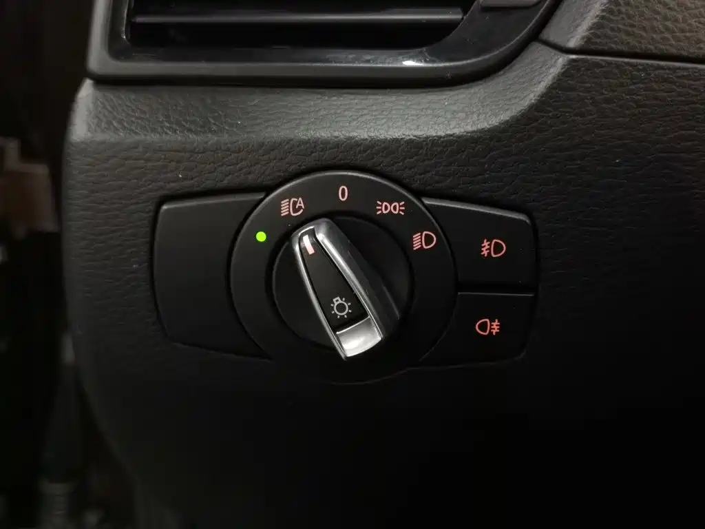 BMW X1 (Import) — миниатюра 21