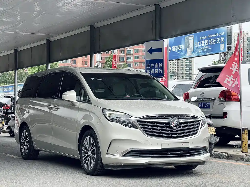 Buick GL8 2021