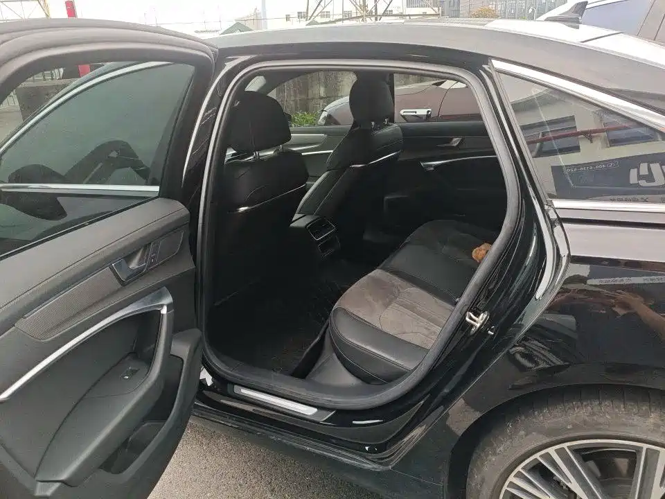 Audi A6L — миниатюра 7