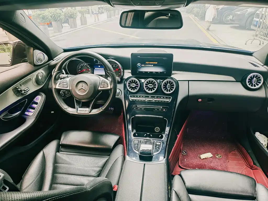 Mercedes-Benz C-Class — миниатюра 13