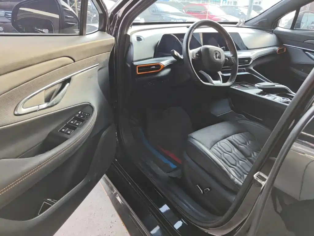 Changan UNI-T — миниатюра 16