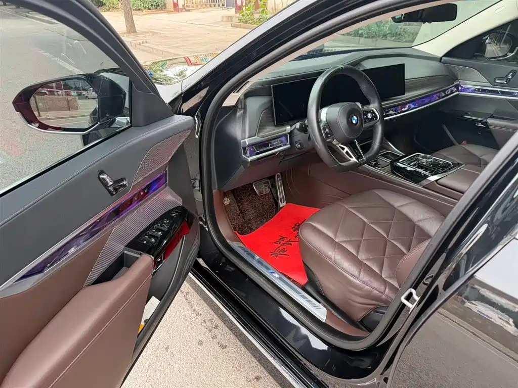 BMW 7 Series 7 2023 735Li M Sport