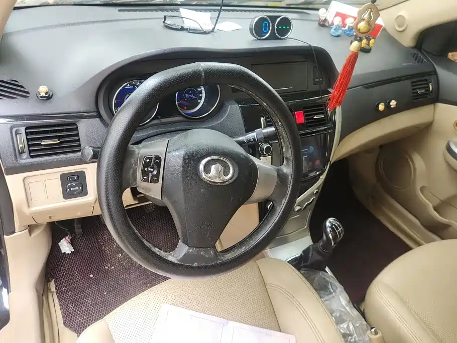 Great Wall Great Wall C30 — миниатюра 12
