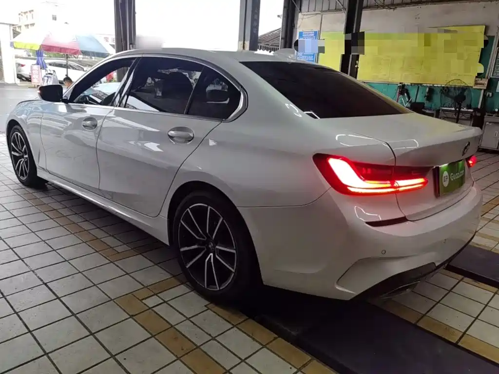 BMW 3 Series — миниатюра 5