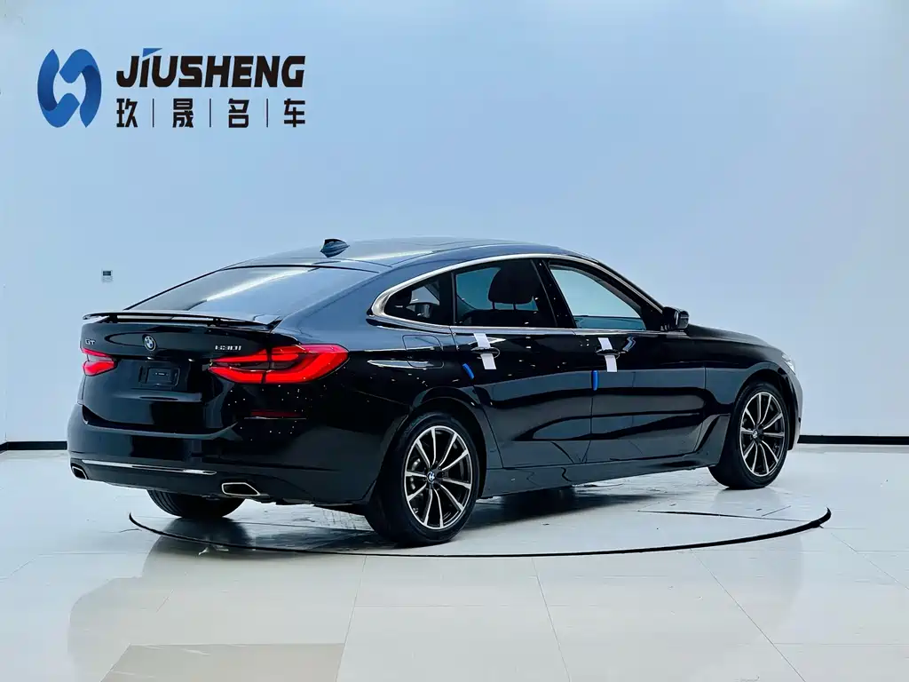 BMW 6 GT 2022 630i Luxury
