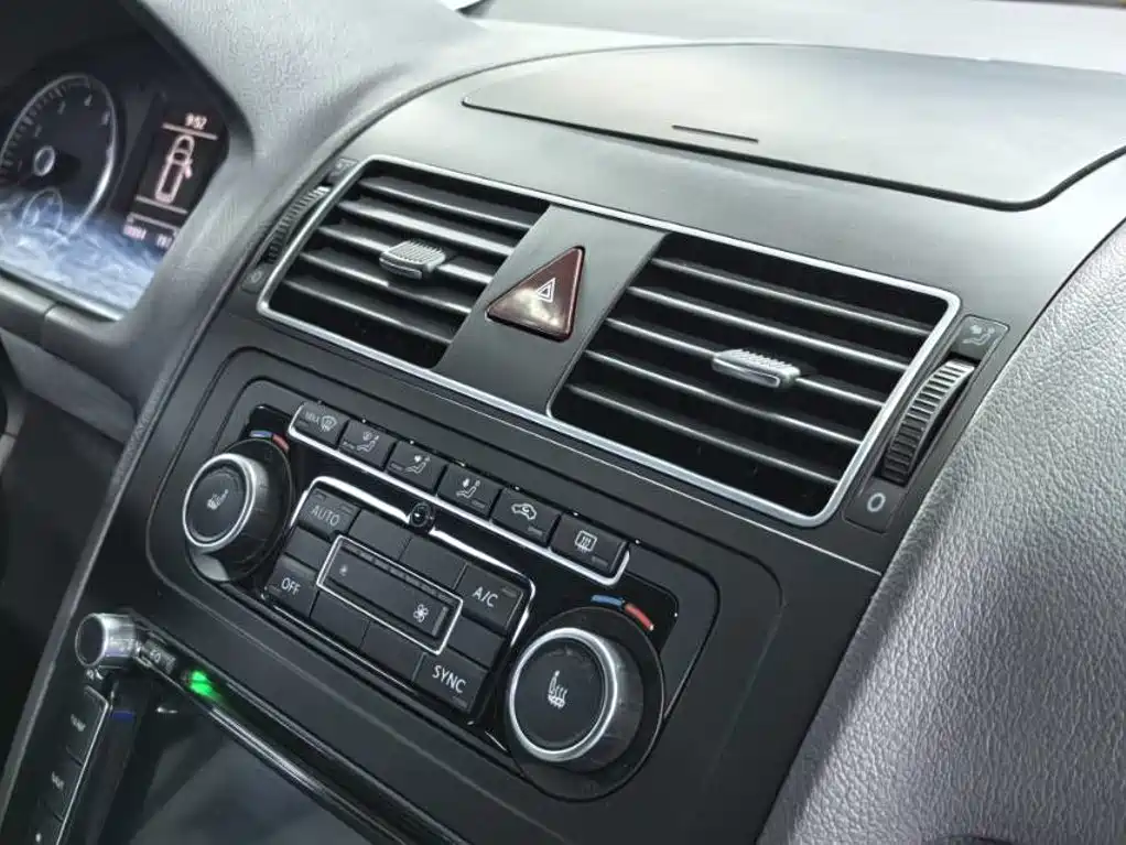 Volkswagen Touran — миниатюра 13