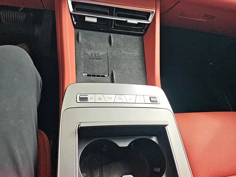 BYD Tang L — миниатюра 16