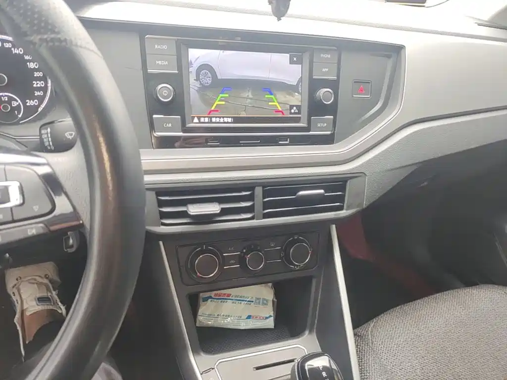 Volkswagen Polo — миниатюра 13