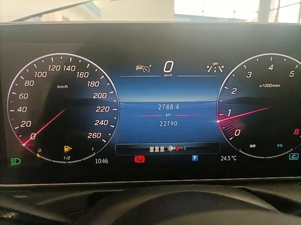 Mercedes-Benz C-Class — миниатюра 12