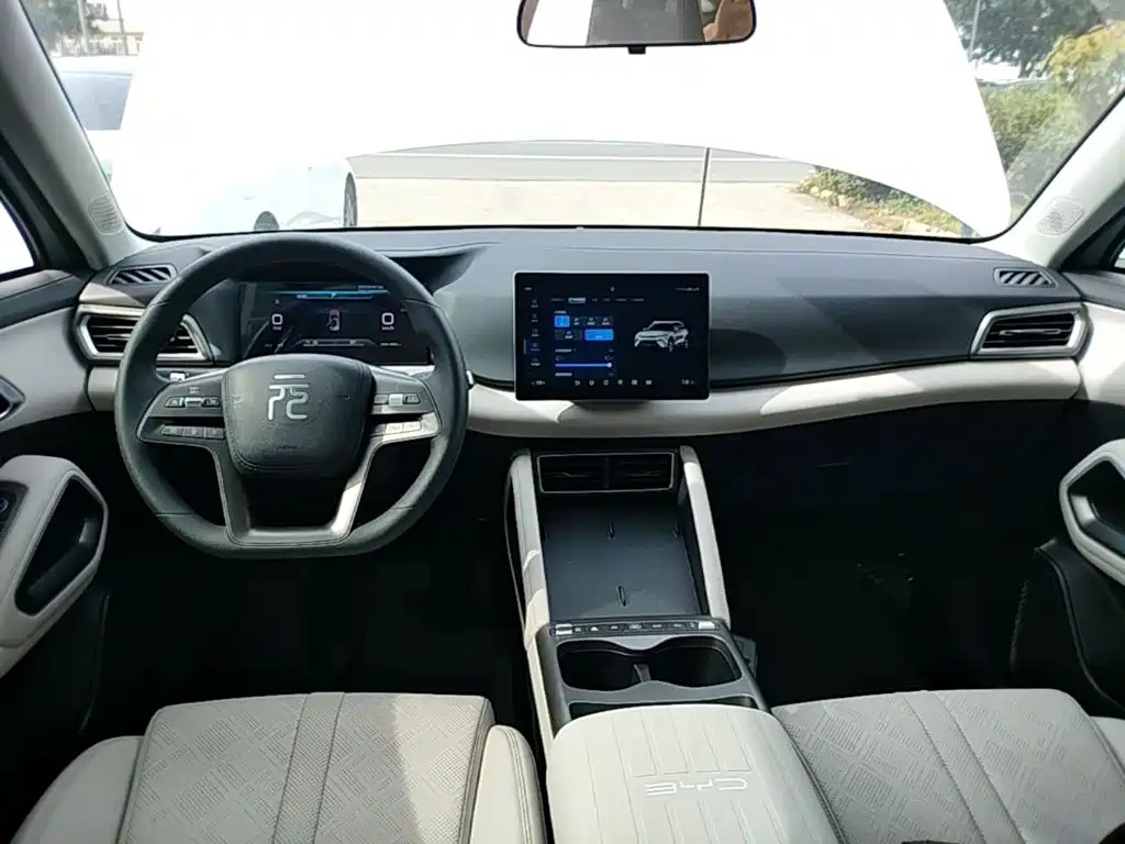 BYD Yuan UP — миниатюра 10