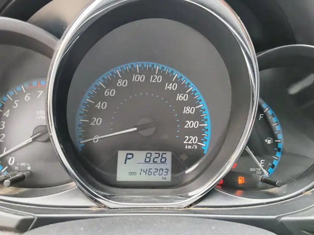 Toyota Yaris L — миниатюра 12