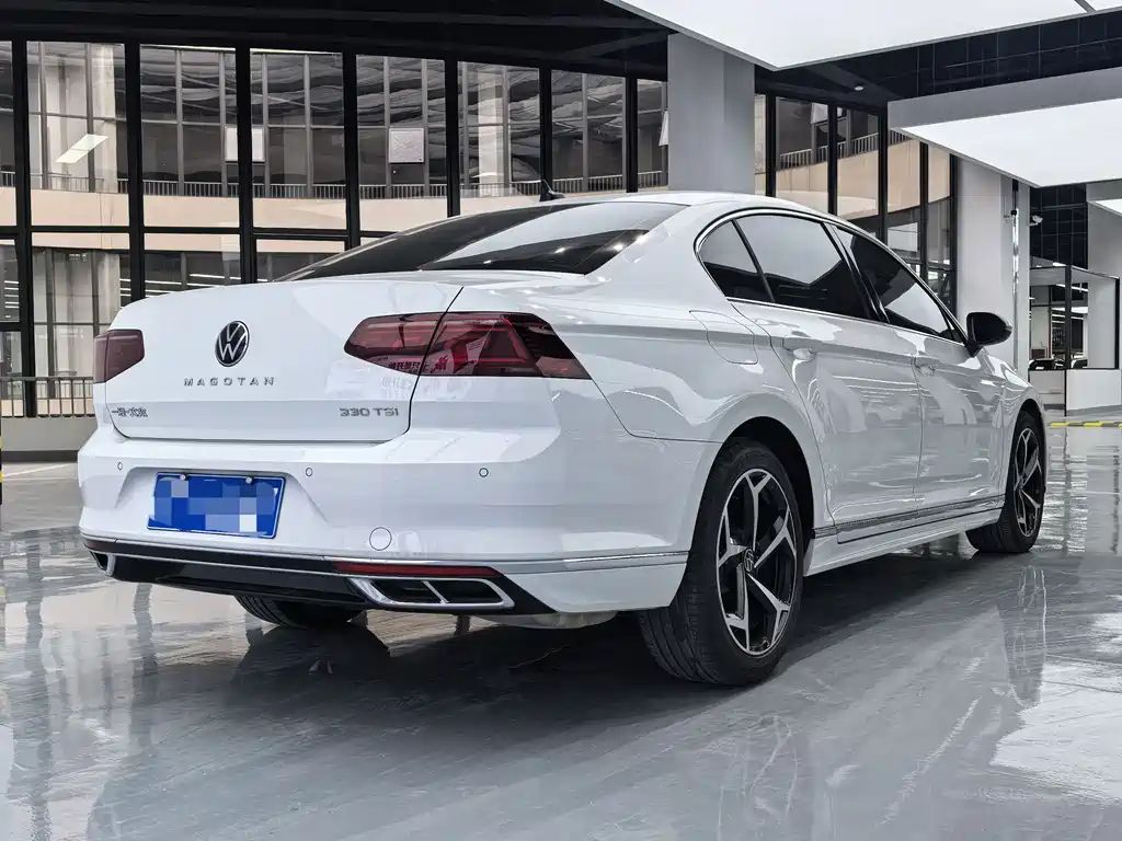 Volkswagen Magotan 2023 200 330TSI DSG Lead